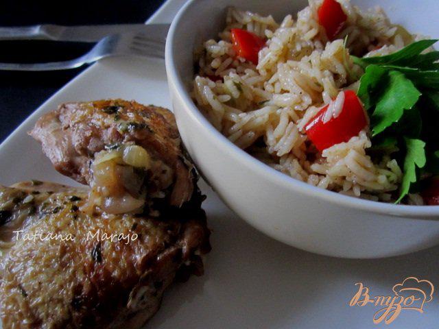 Фото приготовление рецепта: Пряная курица с рисом шаг №8