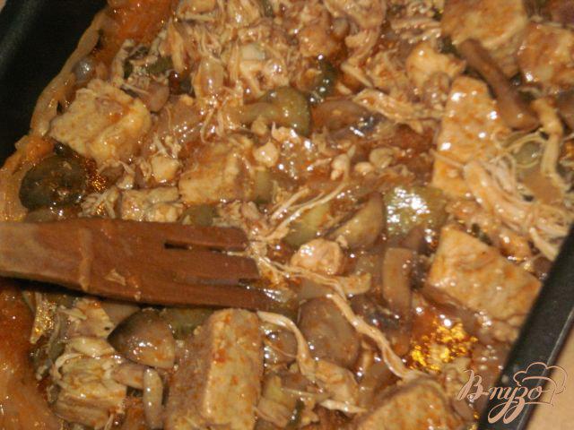 Фото приготовление рецепта: Капустная солянка с грибами и мясом шаг №10