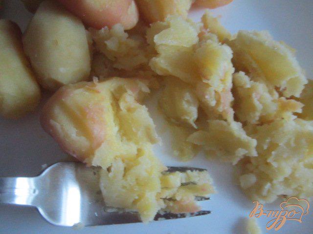 Фото приготовление рецепта: Овощные котлетки с яблочно-творожным соусом шаг №1