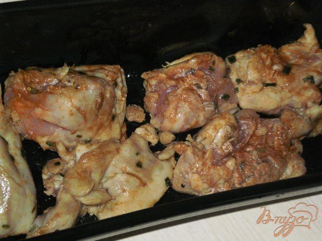 Фото приготовление рецепта: Мясо с овощами под крышкой из теста шаг №2