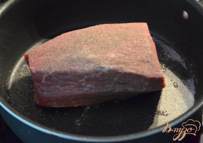 Фото приготовление рецепта: Тушеная говядина с гарниром шаг №1