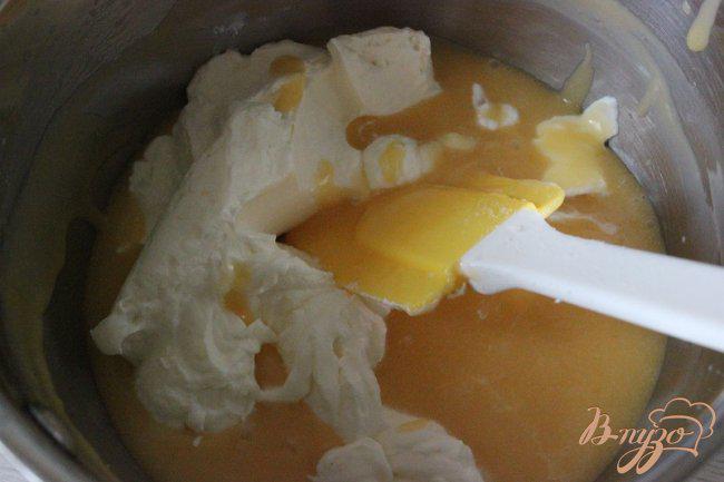 Фото приготовление рецепта: Нежный лимонный торт шаг №8