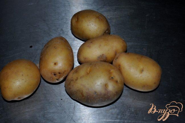 Фото приготовление рецепта: Картофель молодой с солью из приправ шаг №1