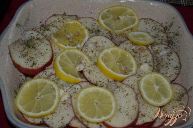 Фото приготовление рецепта: Красный картофель с лимоном шаг №2