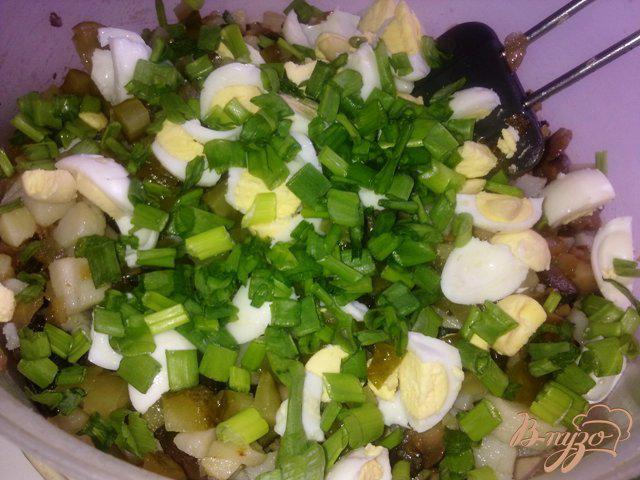 Фото приготовление рецепта: Картофельный салат с шампиньонами шаг №10