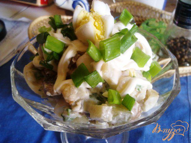 Фото приготовление рецепта: Картофельный салат с шампиньонами шаг №13