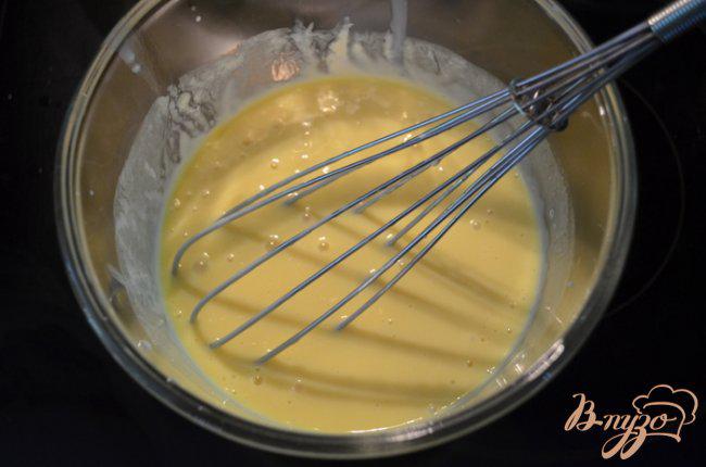 Фото приготовление рецепта: Кремовые лимонные квадратики шаг №4