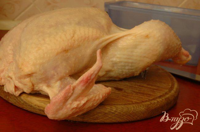 Фото приготовление рецепта: Запеченая курица, маринованная в кефире шаг №1