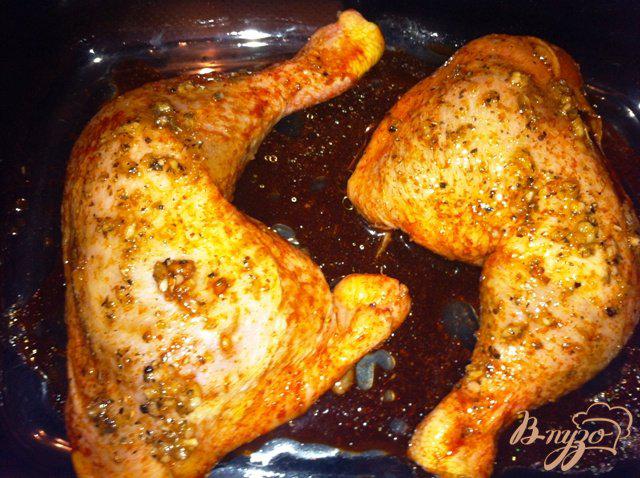 Фото приготовление рецепта: Куриные окорочка в с хрустящей корочкой шаг №5