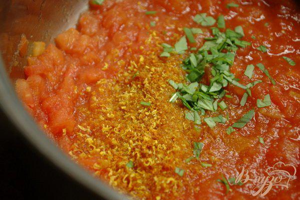 Фото приготовление рецепта: Джем из помидоров и базилика шаг №4