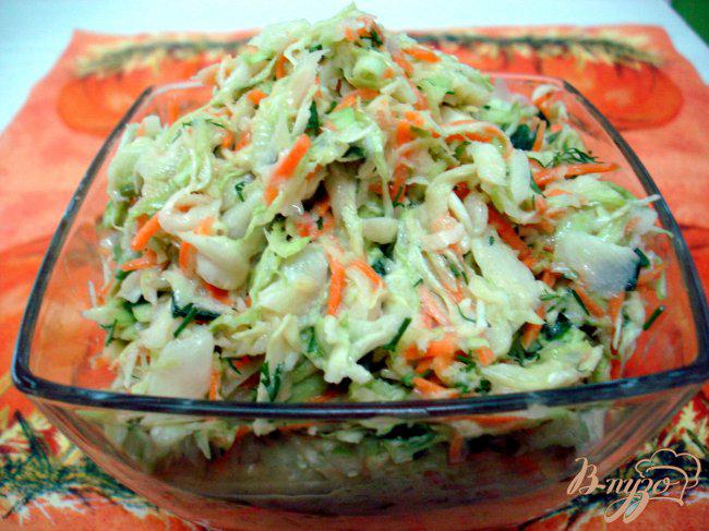 Фото приготовление рецепта: Салат из свежей капусты шаг №7