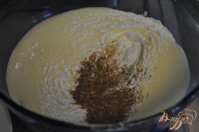 Фото приготовление рецепта: Торт с клубничным муссом и белым шоколадом шаг №2