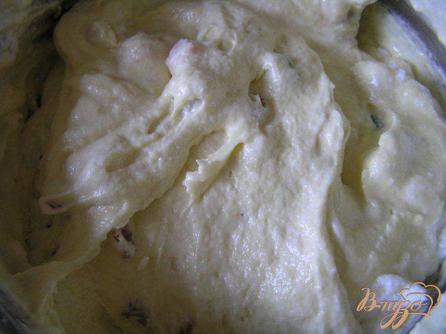 Фото приготовление рецепта: Пасхальный кекс с кукурузной мукой шаг №7