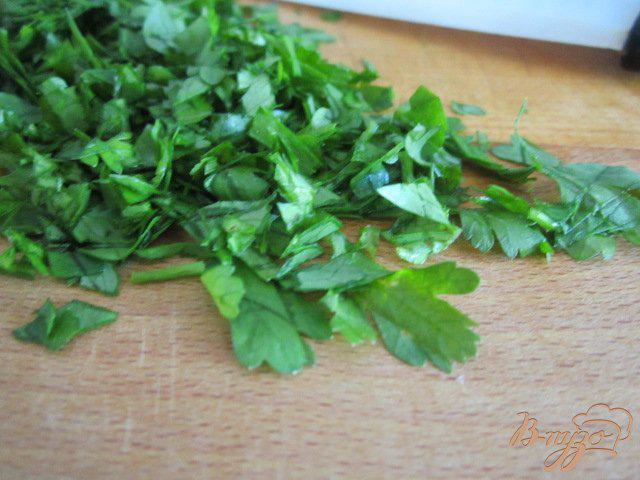 Фото приготовление рецепта: Яичный салат со стручковой фасолью шаг №4