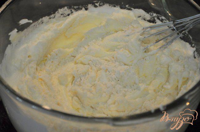 Фото приготовление рецепта: Торт « Три молока» шаг №3