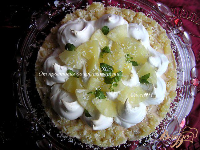 Фото приготовление рецепта: Торт-безе с ананасами и кокосовым заварным кремом шаг №15