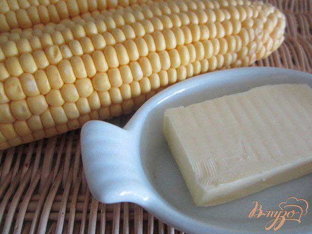 Фото приготовление рецепта: Отварная кукуруза со сливочным маслом шаг №1
