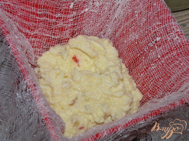 Фото приготовление рецепта: Пасха Царская с цукатами и кедровыми орешками шаг №8