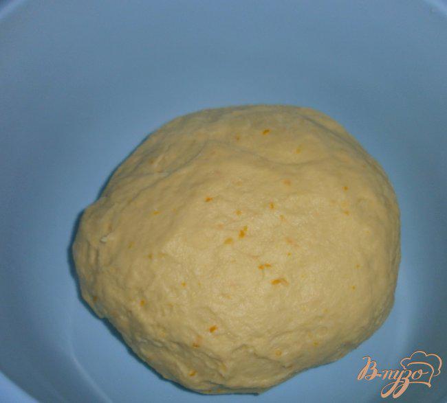 Фото приготовление рецепта: Апельсиновый пирог с шоколадом шаг №3