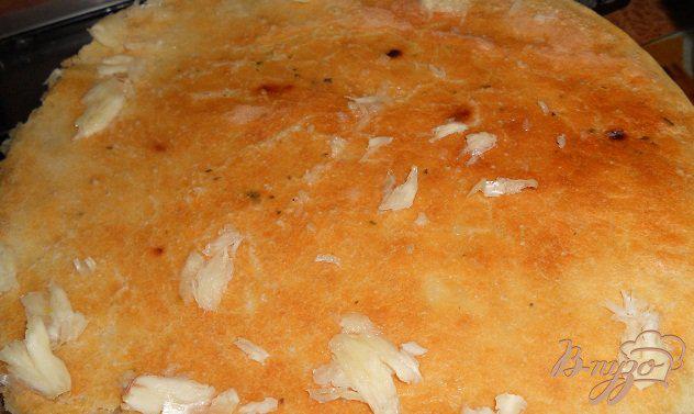 Фото приготовление рецепта: Хлеб с прованскими травами и чесноком шаг №5