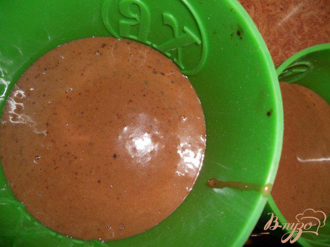 Фото приготовление рецепта: Шоколадный кекс шаг №3