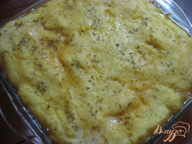 Фото приготовление рецепта: Запеканка из картофельно пюре шаг №6