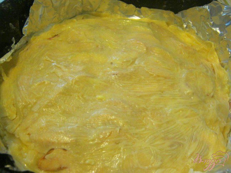 Фото приготовление рецепта: Слоёный яблочный пирог шаг №6