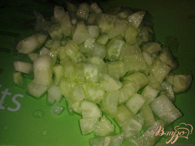 Фото приготовление рецепта: Овощной салат с креветками шаг №7