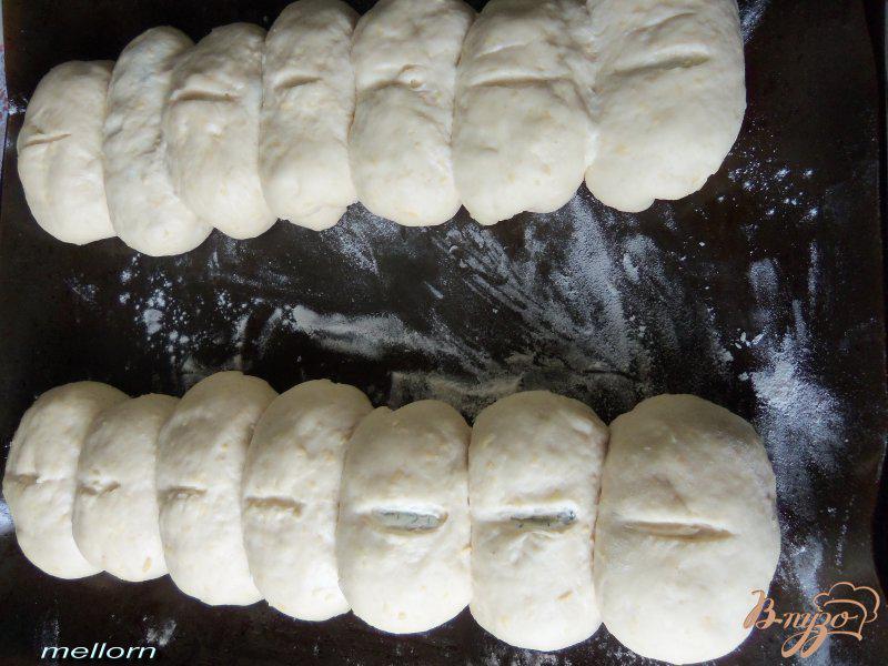 Фото приготовление рецепта: Сырный хлеб с творожной начинкой шаг №7