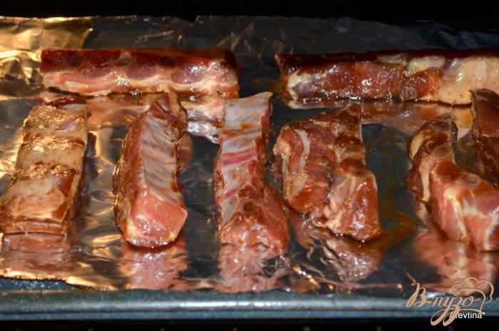 Фото приготовление рецепта: Свиные ребрышки в маринаде шаг №2