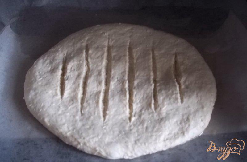 Фото приготовление рецепта: Сырный французский хлеб шаг №5