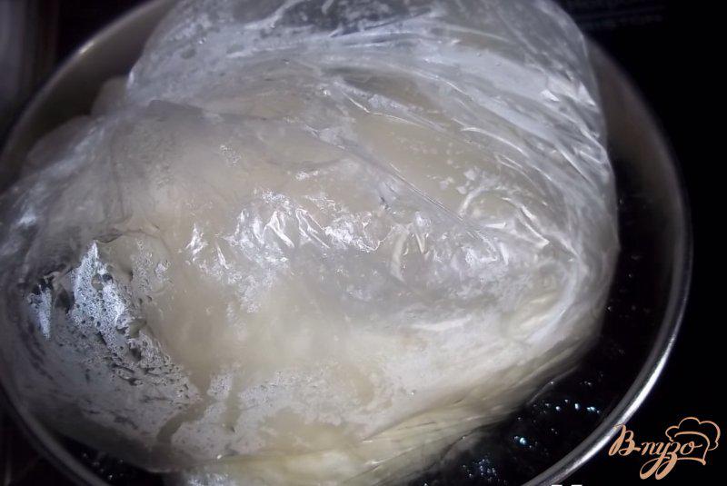 Фото приготовление рецепта: Вареный омлет в пакетах шаг №2
