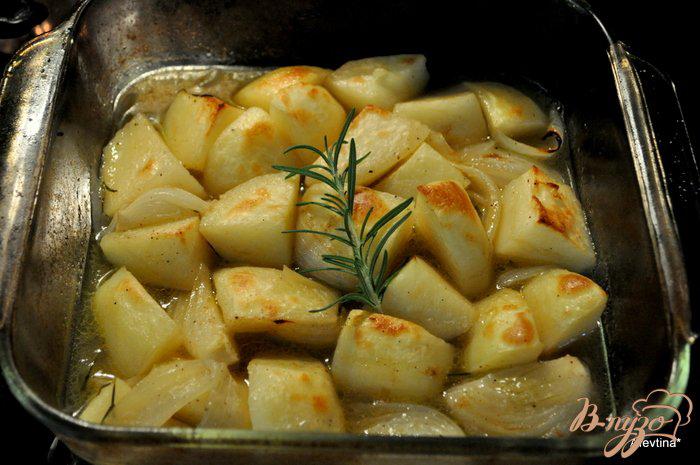 Фото приготовление рецепта: Тушеный картофель шаг №3