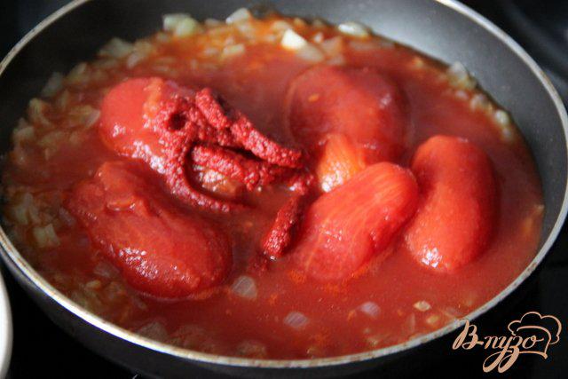 Фото приготовление рецепта: Томатный суп с горгонзоллой шаг №2