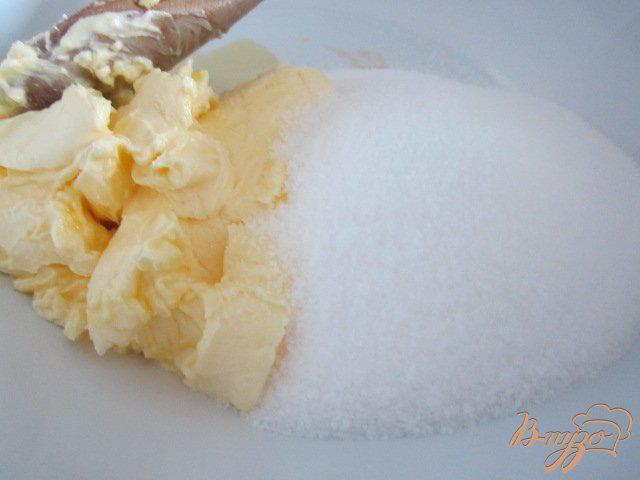 Фото приготовление рецепта: Бискотти с лесным орехом и сушеной клюквой шаг №1