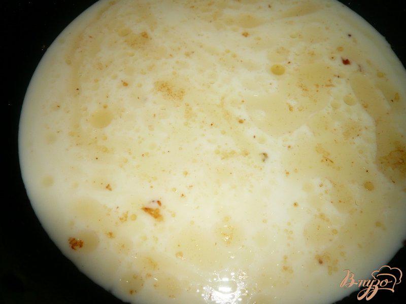 Фото приготовление рецепта: Куриные окорочка тушеные в молоке шаг №3