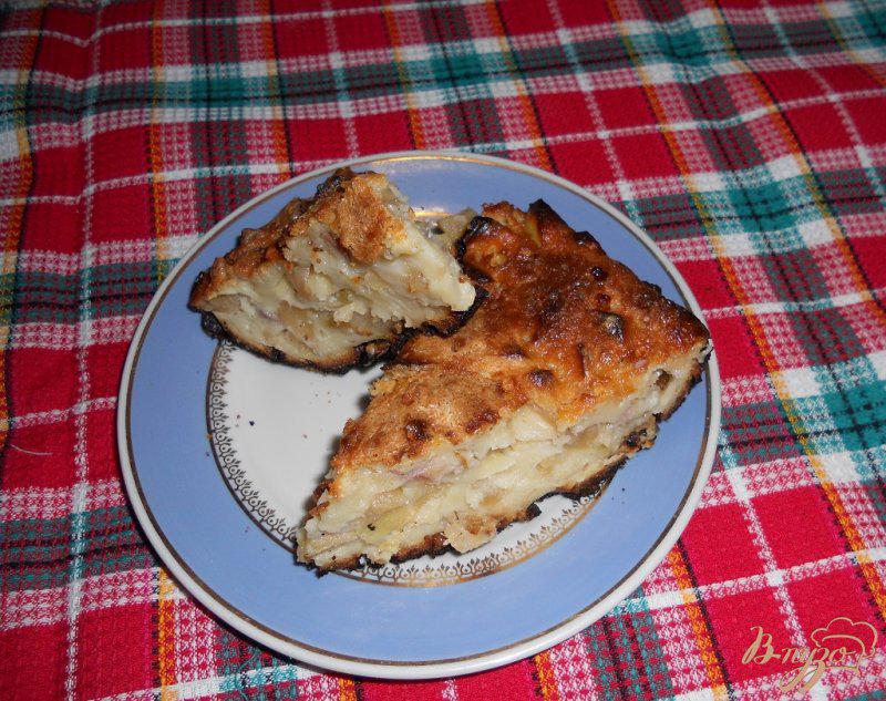 Фото приготовление рецепта: Шарлотка с яблоками шаг №8