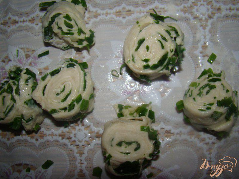 Фото приготовление рецепта: Китайские блины с зеленым луком шаг №9
