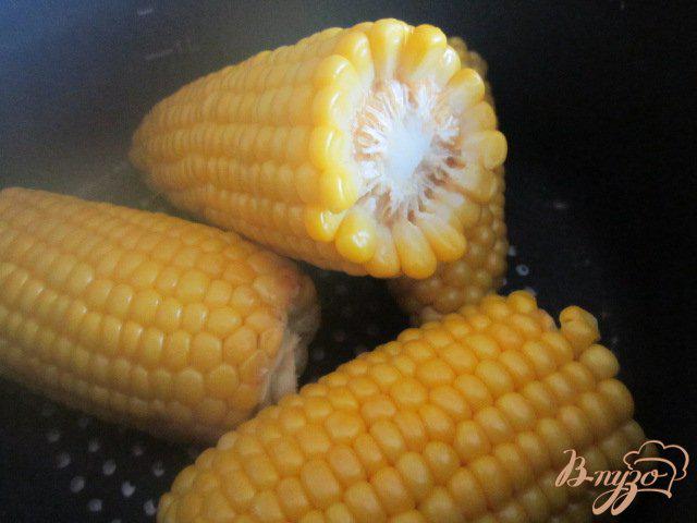 Фото приготовление рецепта: Сладкая кукуруза в шубке шаг №2