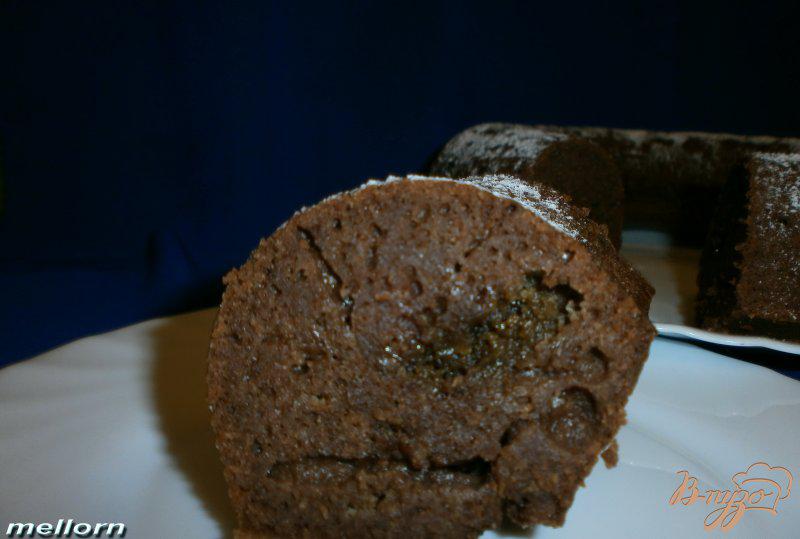 Фото приготовление рецепта: Шоколадный манник с халвой шаг №6