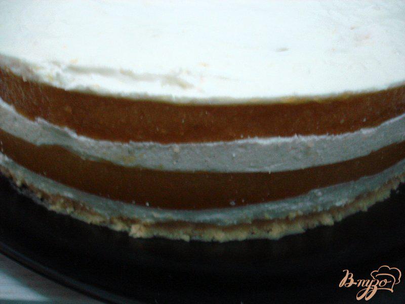 Фото приготовление рецепта: Торт персико - малиновый без выпечки шаг №6