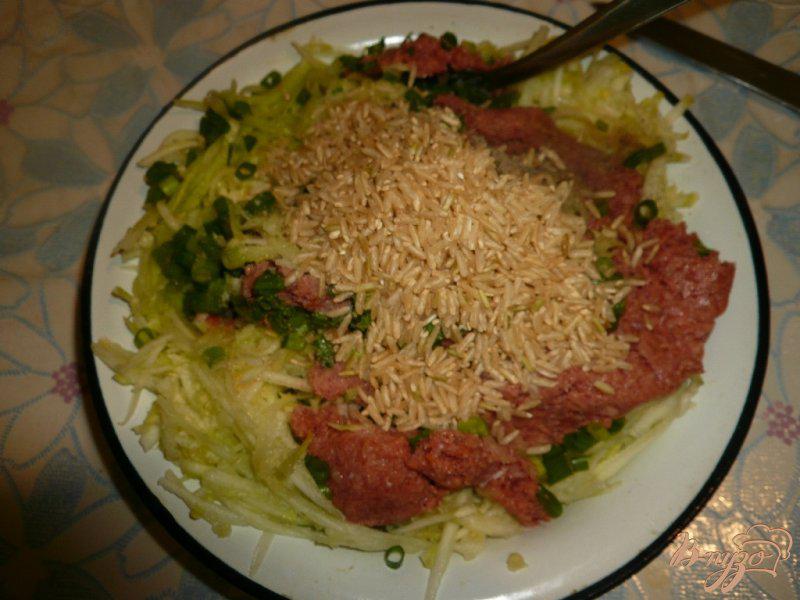 Фото приготовление рецепта: Кабачковая запеканка с мясом и рисом шаг №2