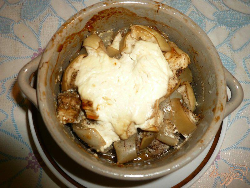 Фото приготовление рецепта: Свинина с баклажанами в горшочках шаг №5