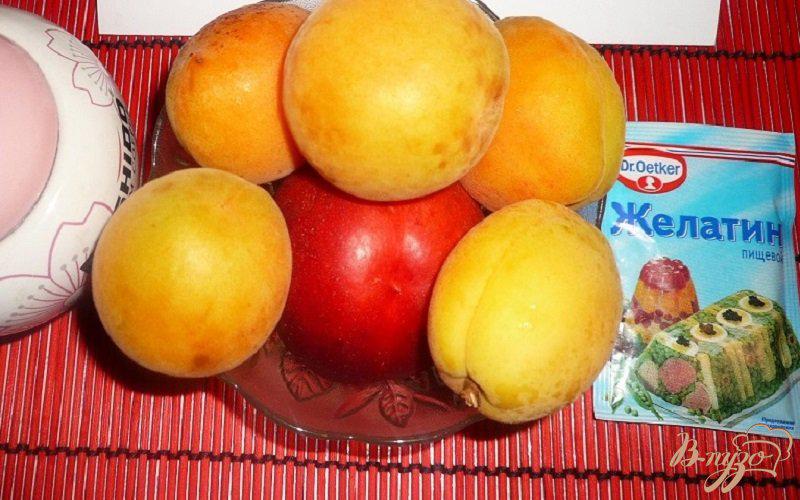 Фото приготовление рецепта: Желе с абрикосами и нектарином шаг №1