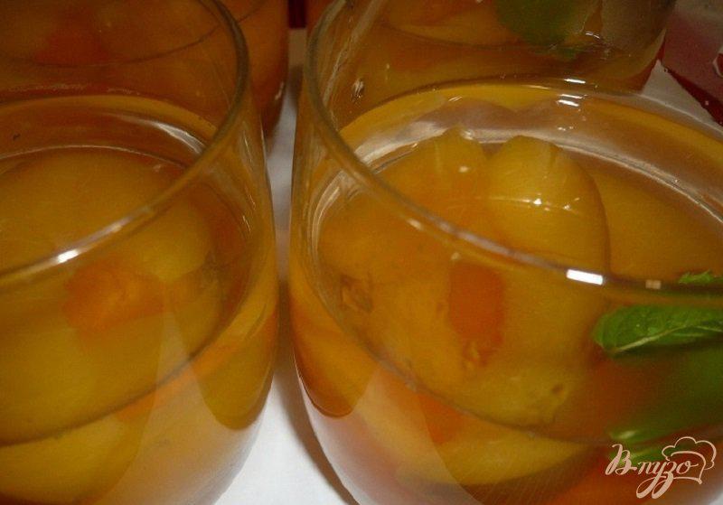 Фото приготовление рецепта: Желе с абрикосами и нектарином шаг №7
