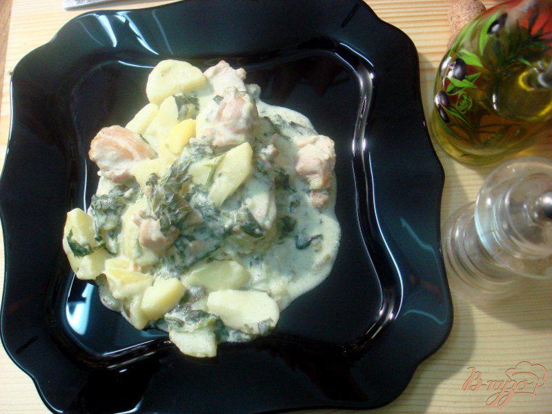 Фото приготовление рецепта: Курица со шпинатом шаг №7