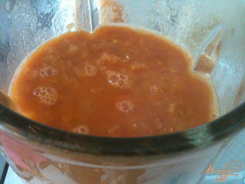 Фото приготовление рецепта: Суп-пюре из красной чечевицы  с тыквой шаг №5