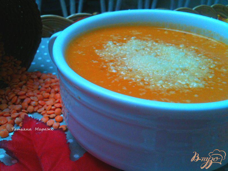 Фото приготовление рецепта: Суп-пюре из красной чечевицы  с тыквой шаг №7