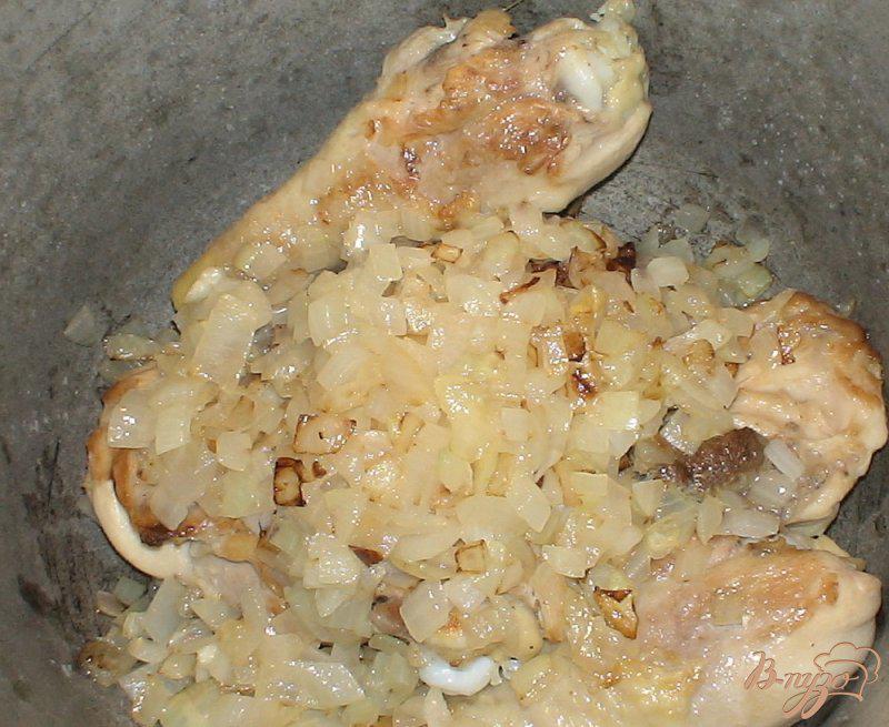 Фото приготовление рецепта: Курица по-венгерски шаг №2