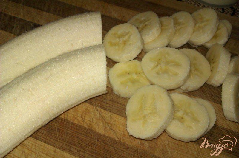 Фото приготовление рецепта: Блинчики с карамельно-банановой начинкой шаг №2